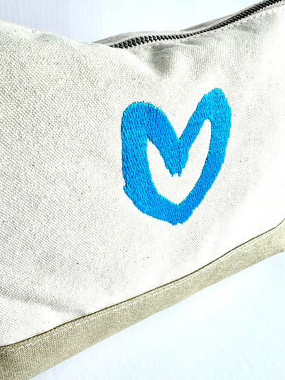 carrie song x tms heart travel pouch (gold w/ turq heart)